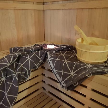 Grosse, Helle Ferienwohnung Mit 2 Balkonen Auf Dem Bauernhof In Der Lueneburger Heide Oetzen Ngoại thất bức ảnh