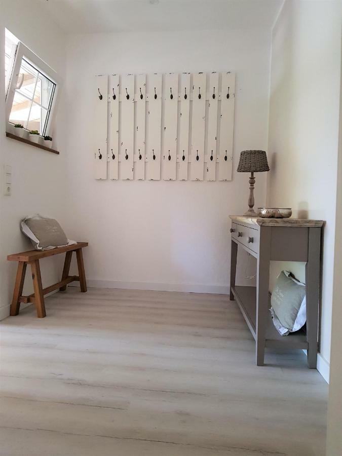 Grosse, Helle Ferienwohnung Mit 2 Balkonen Auf Dem Bauernhof In Der Lueneburger Heide Oetzen Ngoại thất bức ảnh