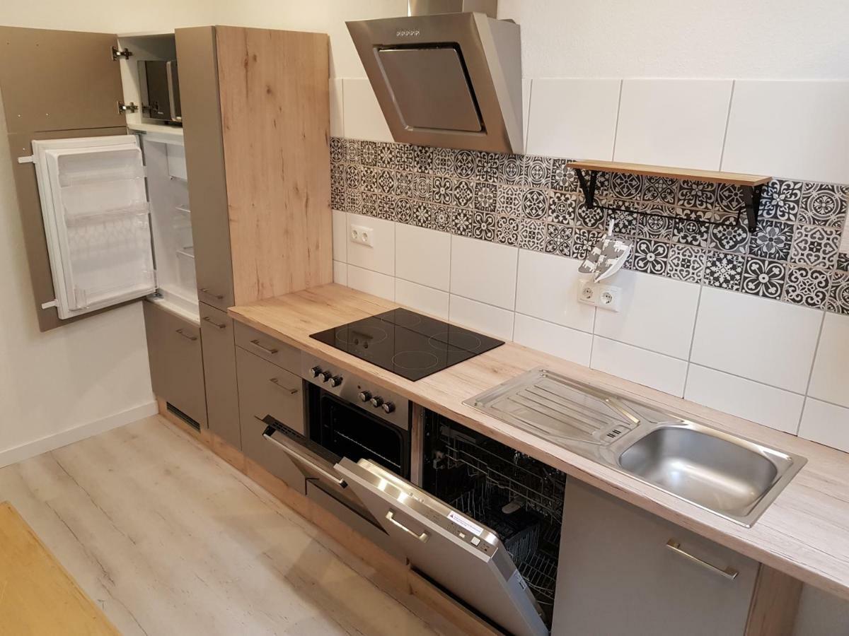 Grosse, Helle Ferienwohnung Mit 2 Balkonen Auf Dem Bauernhof In Der Lueneburger Heide Oetzen Ngoại thất bức ảnh