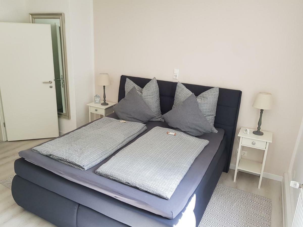 Grosse, Helle Ferienwohnung Mit 2 Balkonen Auf Dem Bauernhof In Der Lueneburger Heide Oetzen Ngoại thất bức ảnh