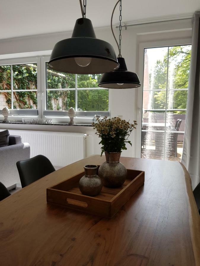Grosse, Helle Ferienwohnung Mit 2 Balkonen Auf Dem Bauernhof In Der Lueneburger Heide Oetzen Ngoại thất bức ảnh